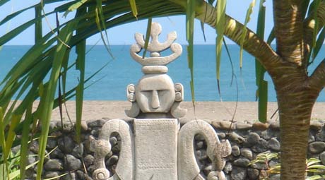 oceanfront, beachfront, villa rental toraja
